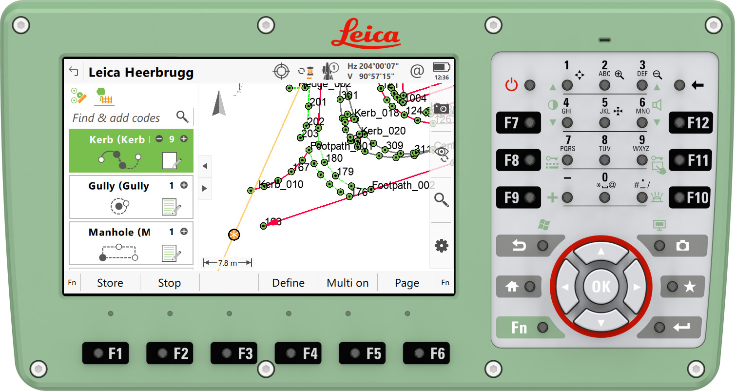 Der CS30 Feld-Controller, auf dem ein Screenshot der Anwendung „Gleis abstecken“ der Gleis-App von Leica Captivate zu sehen ist.